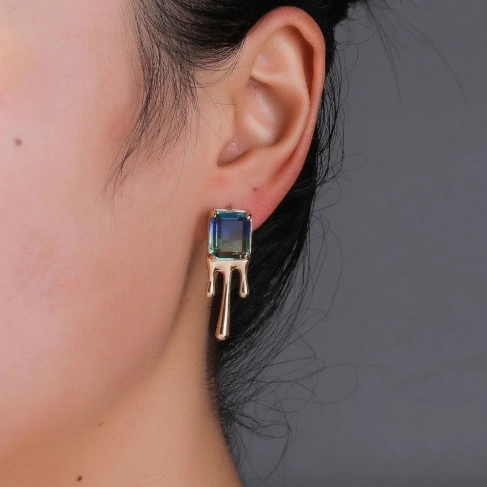 NWT Golden Drip Earrings 18k plated earrings with ombré simulated tourmaline